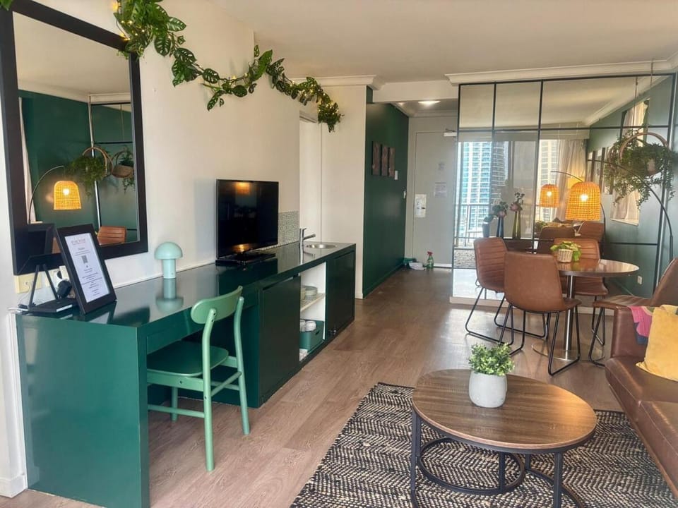 TV and multimedia, Dining area