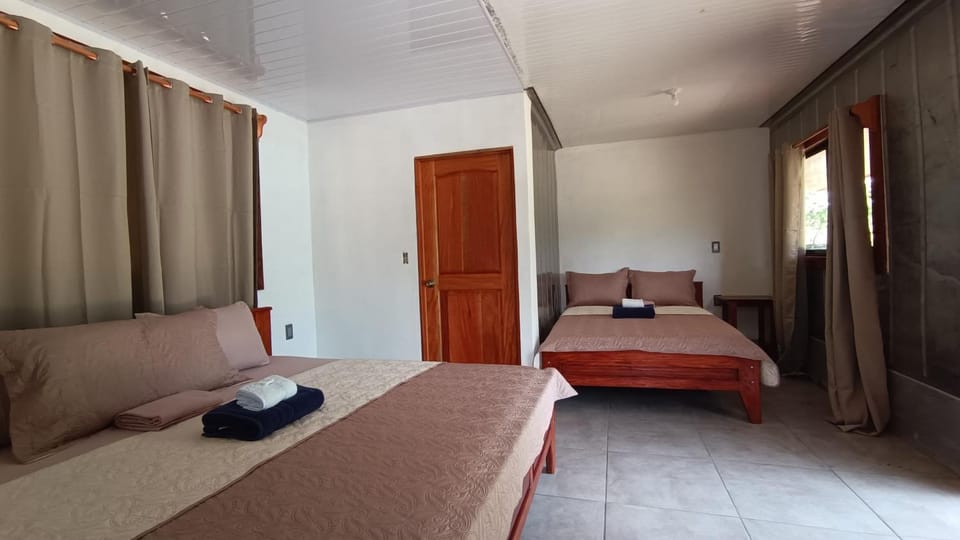 Coconut Lodge Pavones Apartment in Puntarenas Province