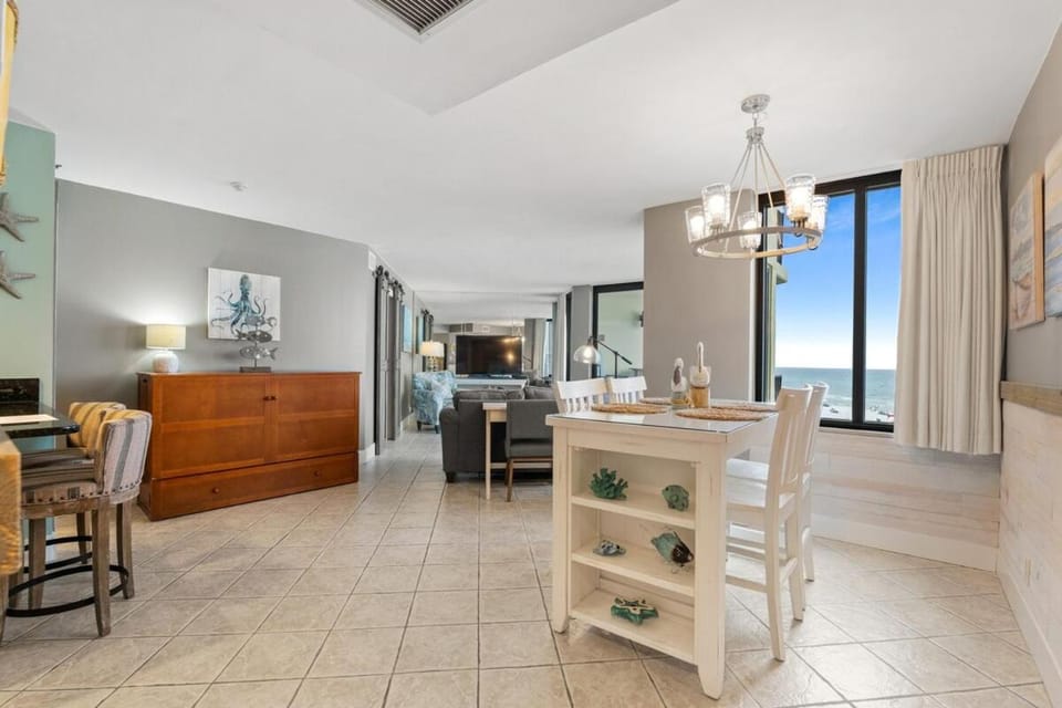 Living room, Seating area, Dining area, Sea view