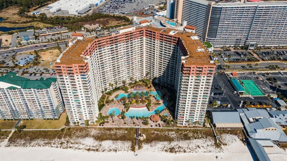 Property building, Day, Bird's eye view
