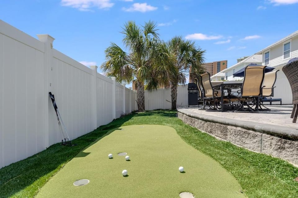 Day, Garden, Minigolf, Garden view