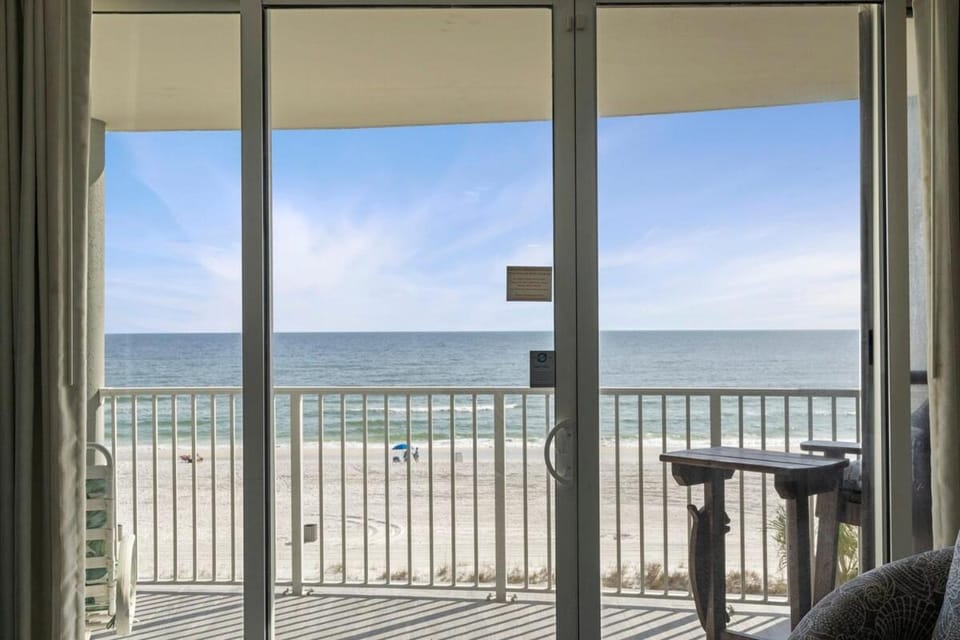 Day, View (from property/room), Balcony/Terrace, Beach, Sea view
