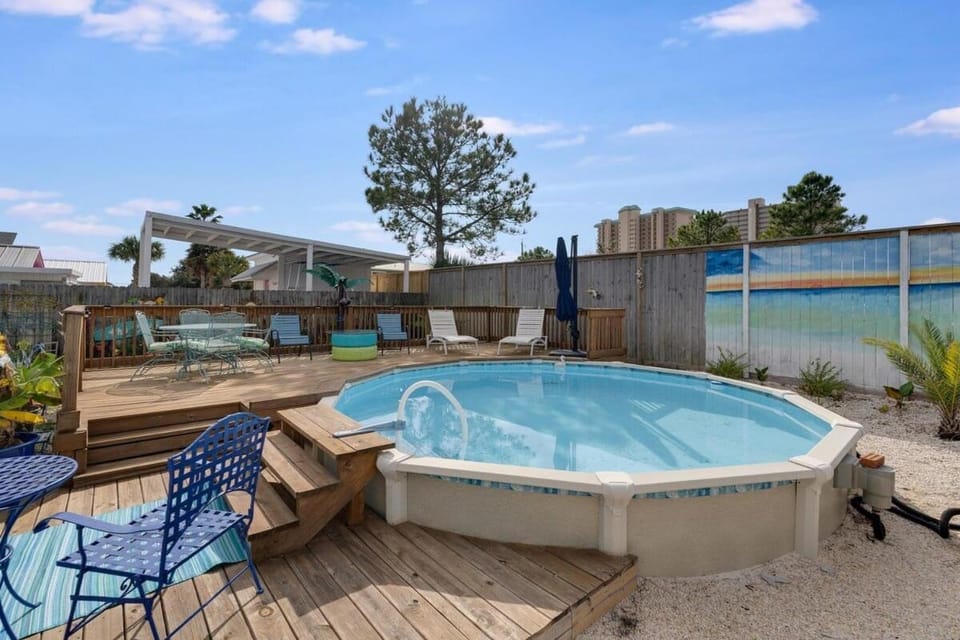 Patio, Day, Natural landscape, Pool view, Swimming pool, sunbed