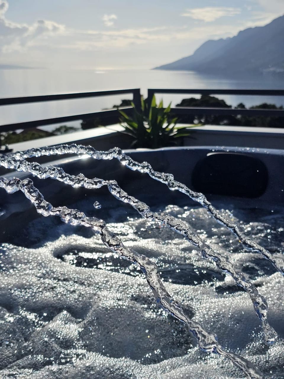 Natural landscape, Mountain view, Sea view