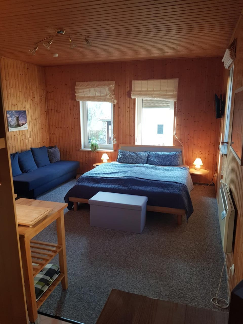 Photo of the whole room
