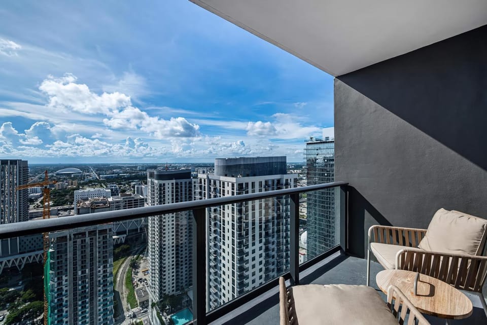 Balcony/Terrace, City view
