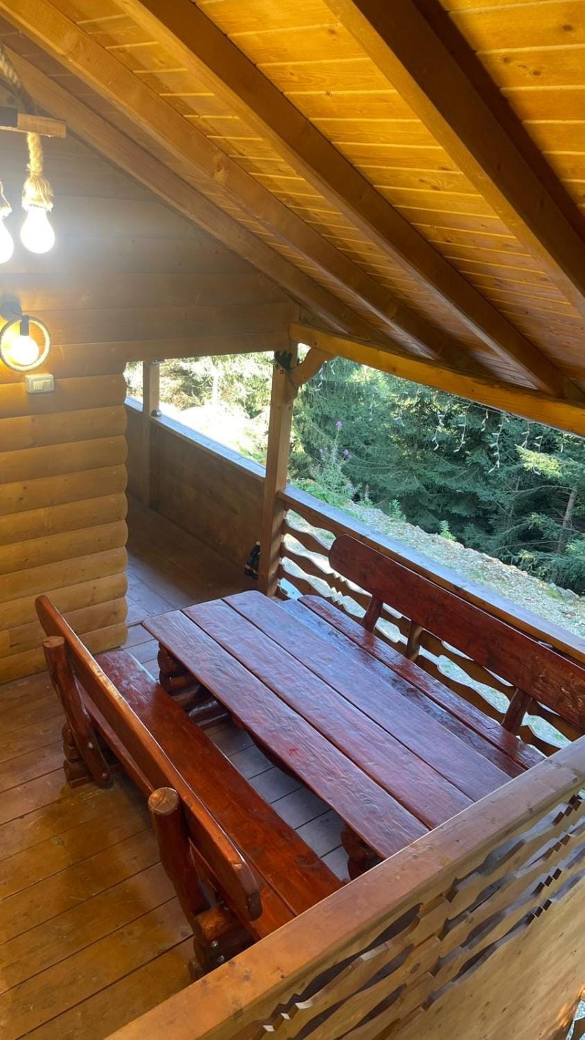 Hidden Valley House in Cluj County