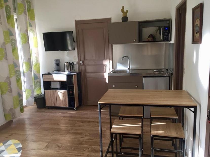Appartement T2 Centre Apartment in Carpentras