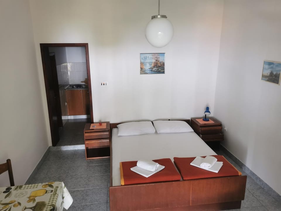 Apartmani Rozić Zaostrog Bed and Breakfast in Dubrovnik-Neretva County