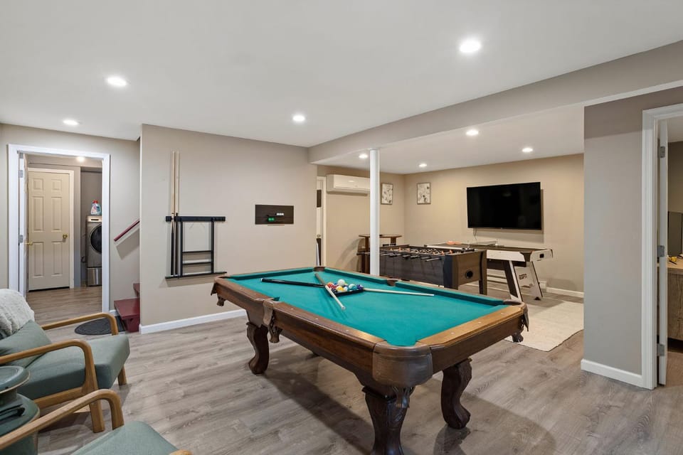 Serene Whitetail Retreat Entertainment Galore House in Tunkhannock Township