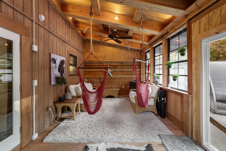 Serene Whitetail Retreat Entertainment Galore House in Tunkhannock Township