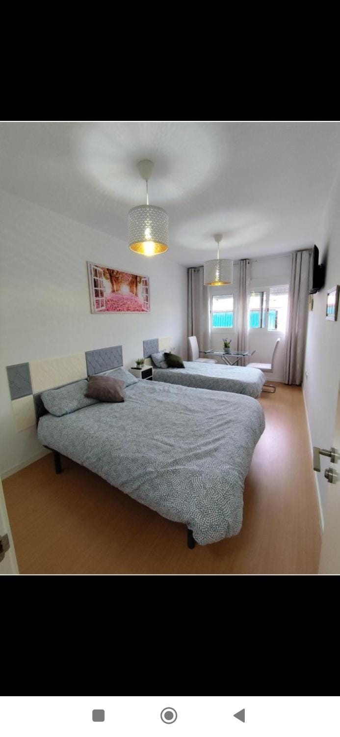 Mini Estudio LOVELY SEVILLA con cocina y baño compartido Bed and Breakfast in Andalusia