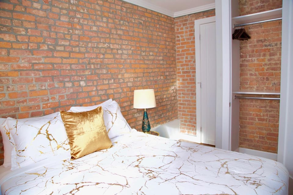 New2 York Style Stay near Central Park Apartment in Upper Manhattan