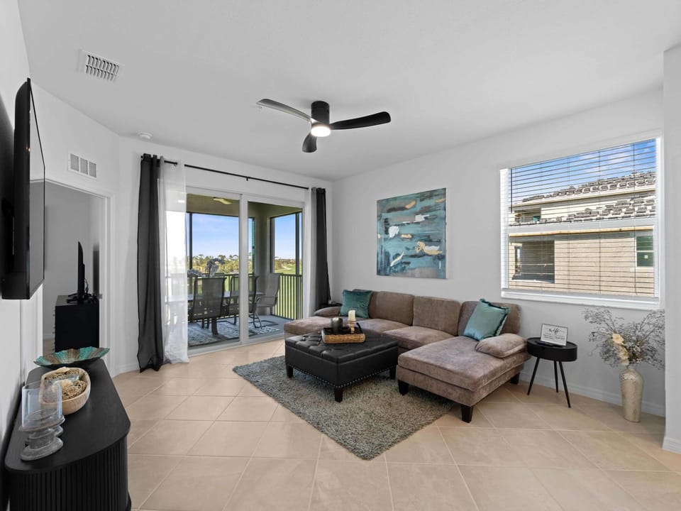 Venice Golf Retreat- Balcony- Course View Apartment in North Port
