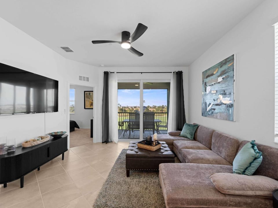Venice Golf Retreat- Balcony- Course View Apartment in North Port