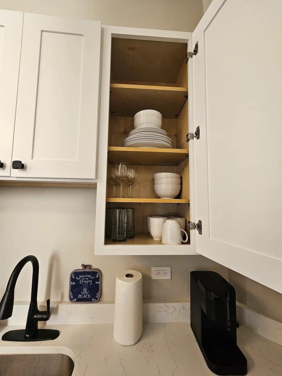 Coffee/tea facilities, Kitchen or kitchenette