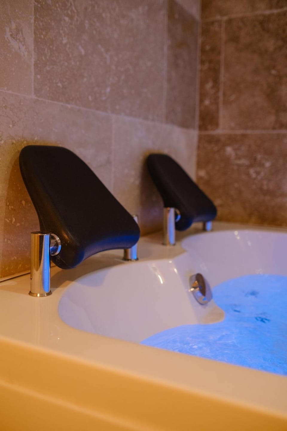 AMA, suite avec baignoire balnéo et sauna privé Apartment in Avignon
