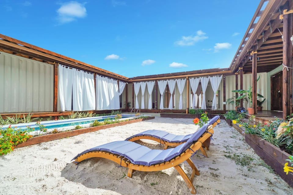 Balcony/Terrace, Garden view, Pool view, Swimming pool, Inner courtyard view
