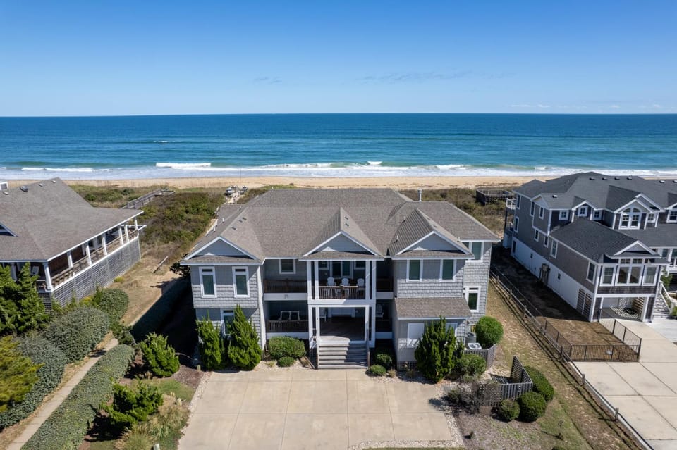 3025 - Who's On First House in Southern Shores