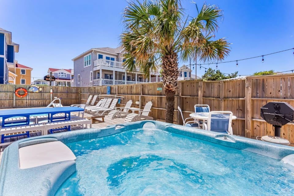 1670 - Anchor Management House in Corolla