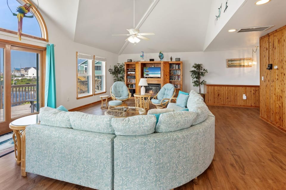 8907 - Halcyon Sea House in Hatteras Island