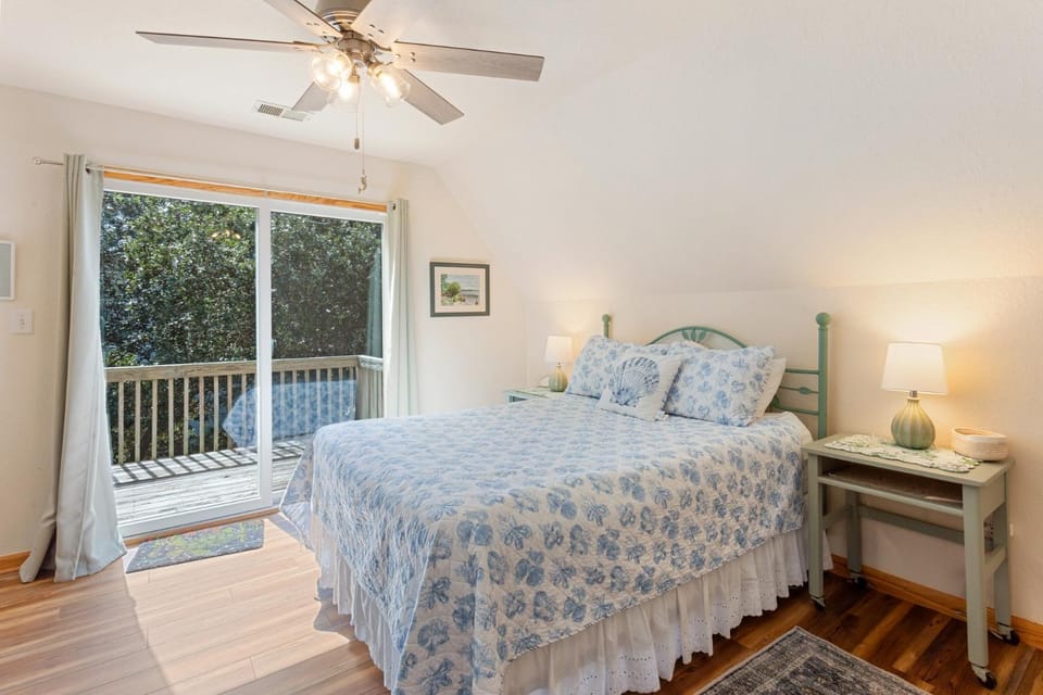 5049 - Carolyn's Getaway House in Kill Devil Hills