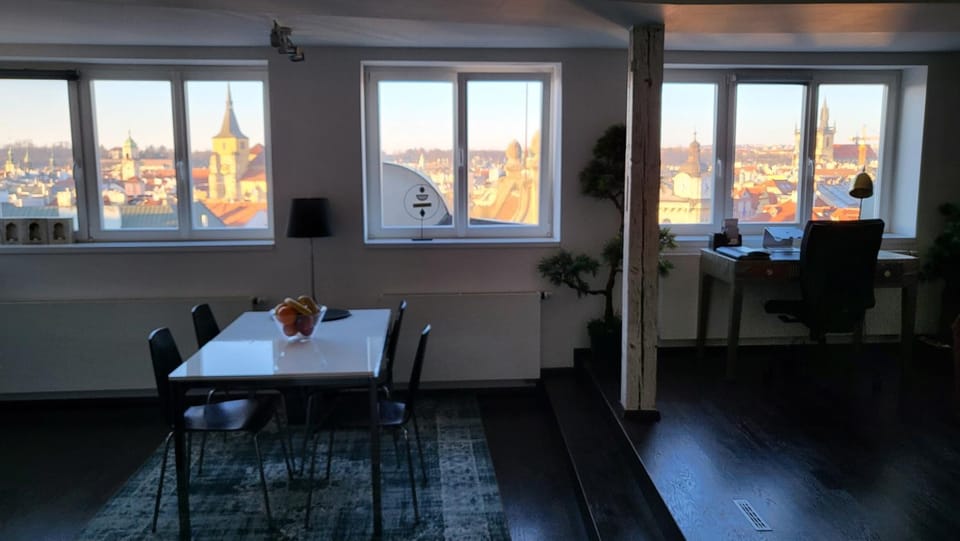 Living room, Seating area, City view