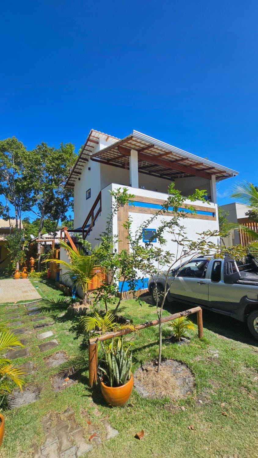 Property building, Garden, Garden view, Parking