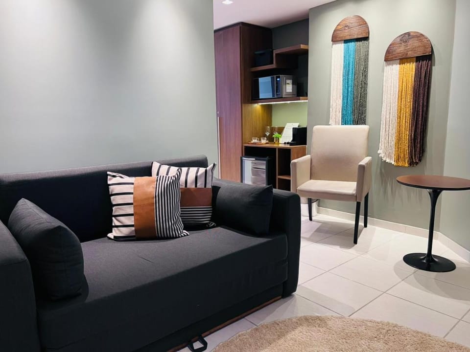 Bed, Living room