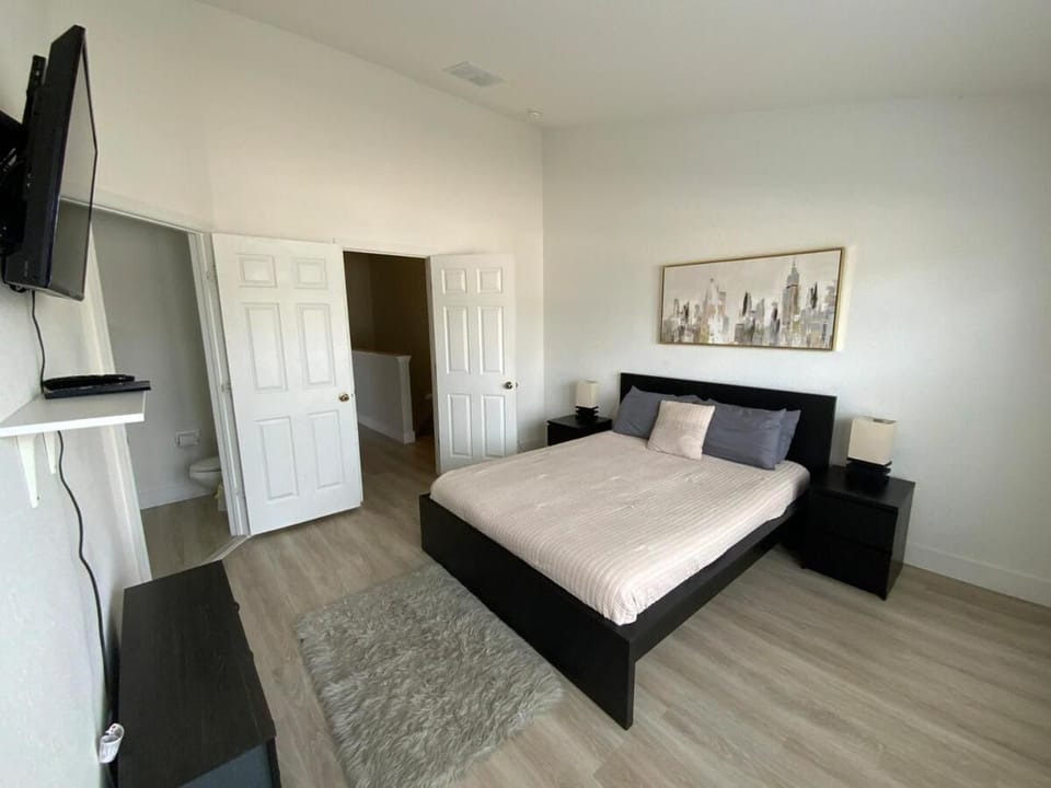 Townhome House in Windsor Hills