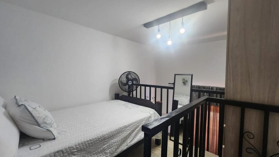 Comfortable apartaestudio en San Antonio Apartment in Cali