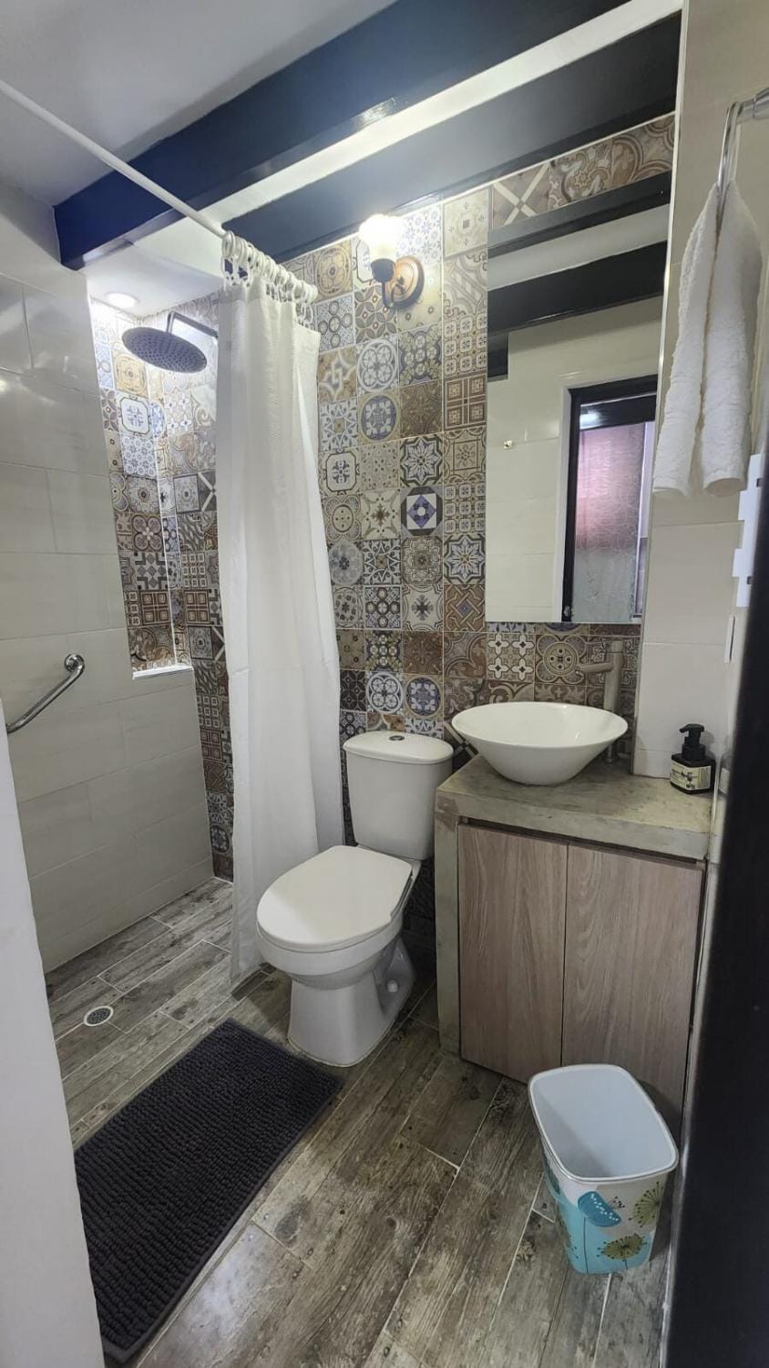 Comfortable apartaestudio en San Antonio Apartment in Cali