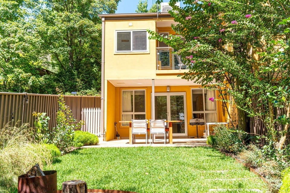 Monterey - Pet friendly townhouse House in Porepunkah