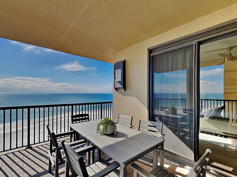 Balcony/Terrace, Seating area, Dining area, Sea view