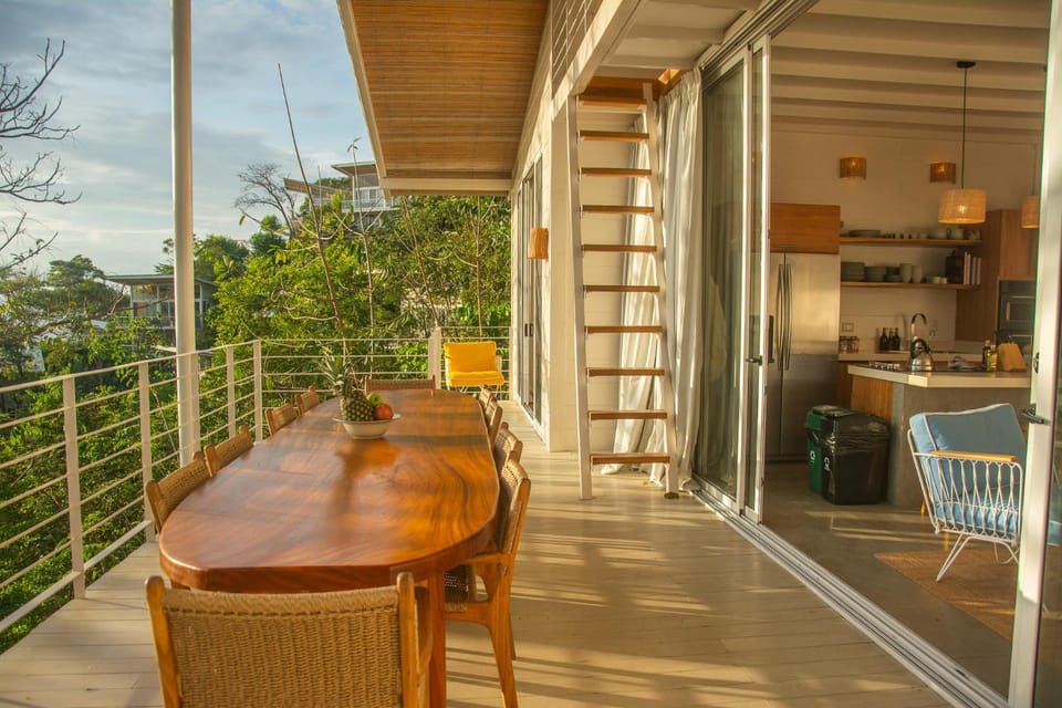 Casa Aliki, Luxury Beach Home with THE VIEW Villa in Santa Teresa Beach