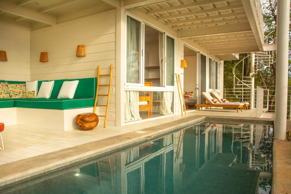 Casa Aliki, Luxury Beach Home with THE VIEW Villa in Santa Teresa Beach
