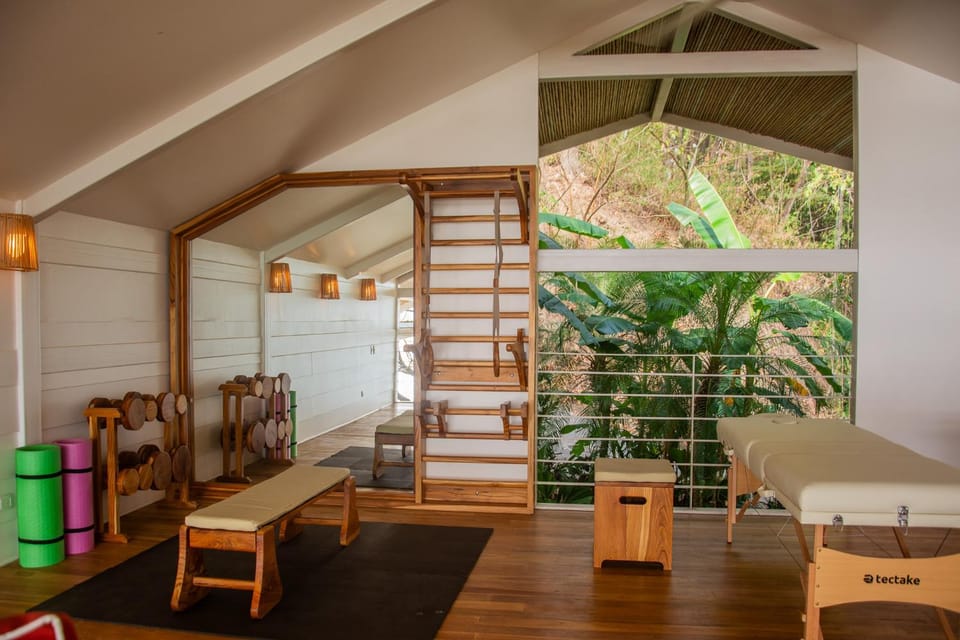 Casa Aliki, Luxury Beach Home with THE VIEW Villa in Santa Teresa Beach