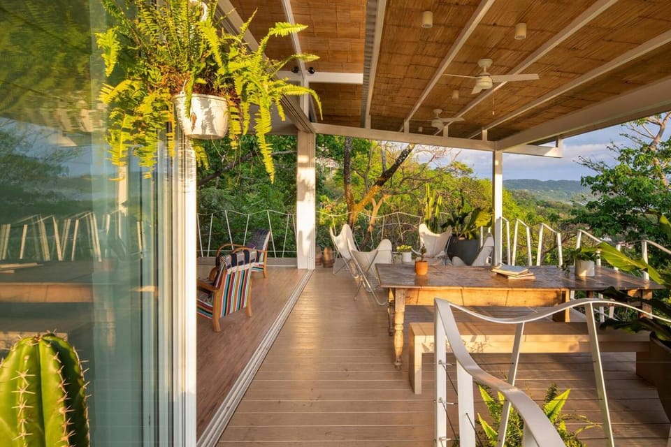 Casazul - Tropical escape ocean views Villa in Santa Teresa Beach