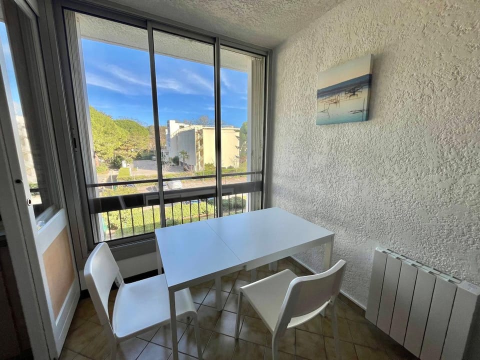 Studio confortable avec parking au centre-ville - FR-1-716-78 Apartment in La Grande-Motte