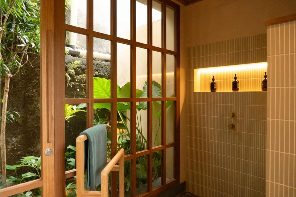Shower, Garden, Bathroom, Garden view