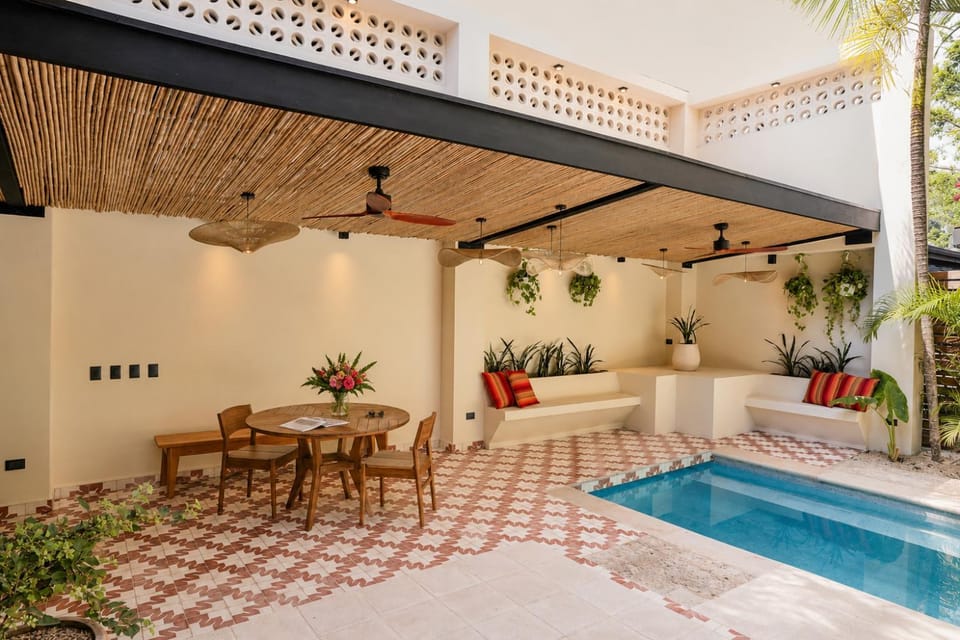 Sea Song House - Walking distance to the beach House in Santa Teresa Beach