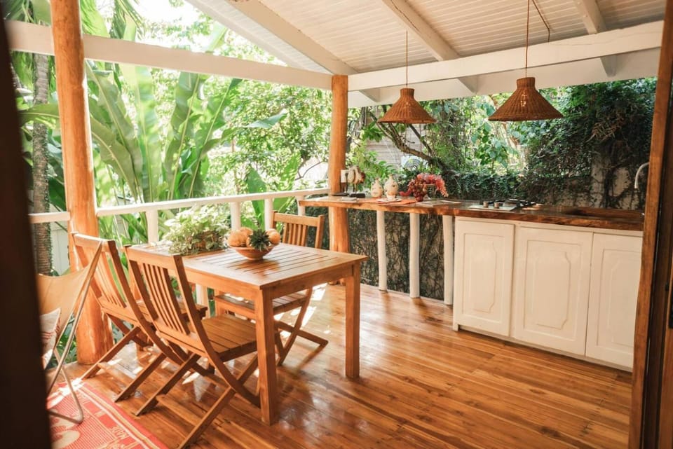 Surf Casitas - High Tide Bungalow House in Santa Teresa Beach