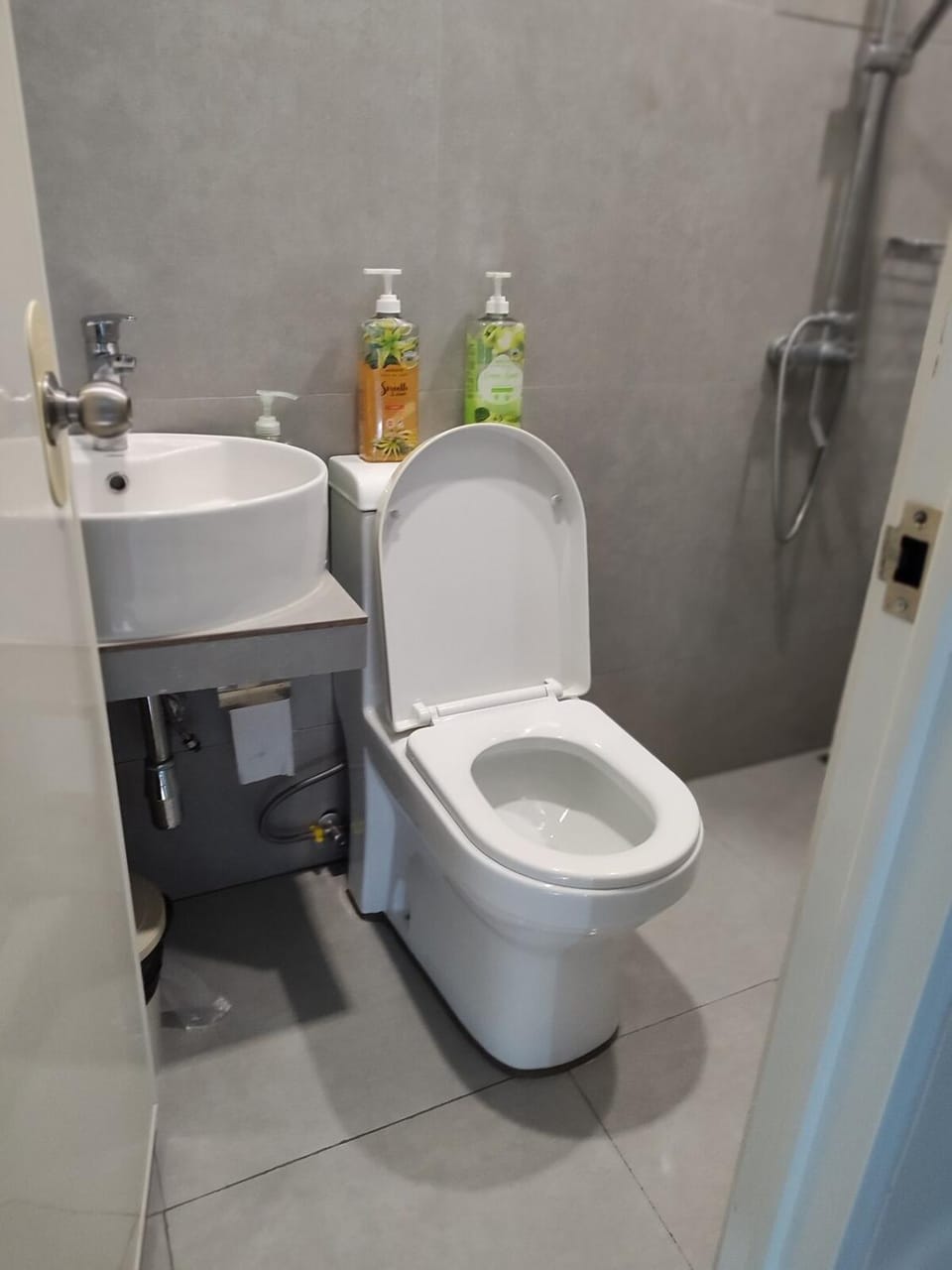 Lorena 's House Apartment in Tagbilaran City