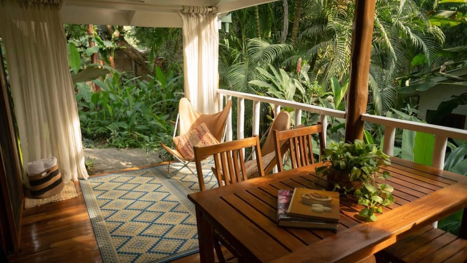 Surf Casitas - Mid Tide Bungalow House in Santa Teresa Beach