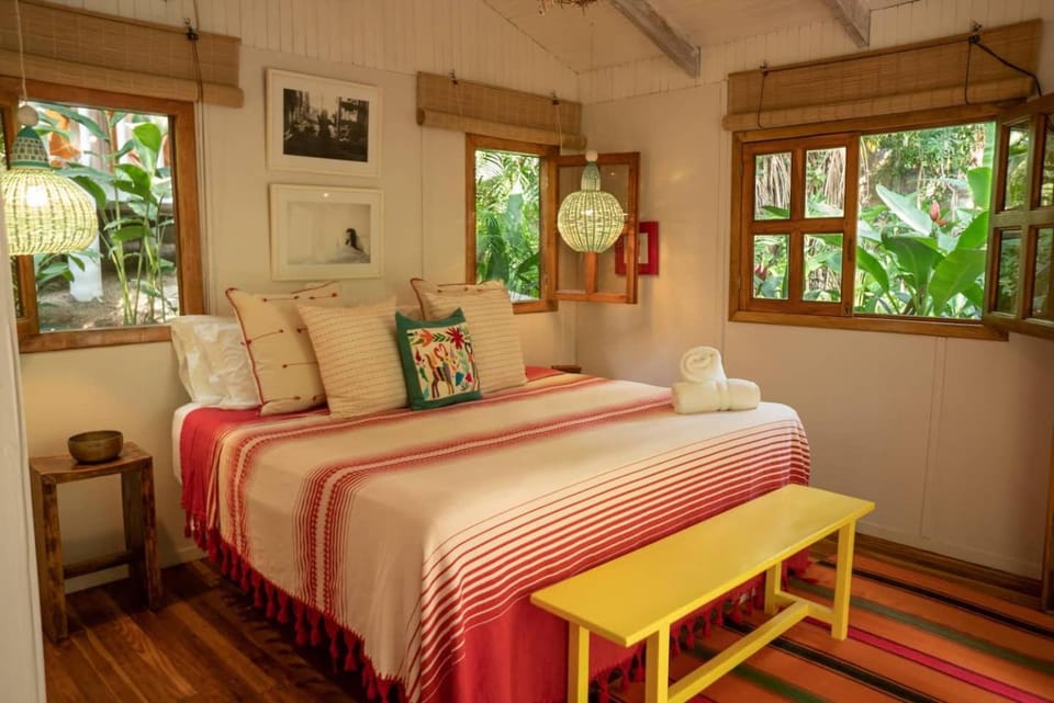Surf Casitas - Mid Tide Bungalow House in Santa Teresa Beach