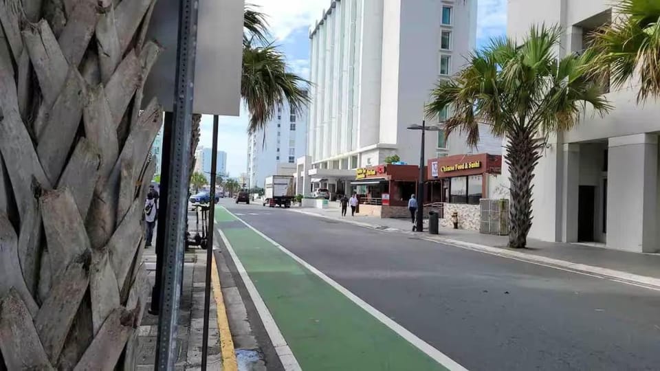 1BR Downtown Delight with Stunning Ocean Vistas Apartment in San Juan