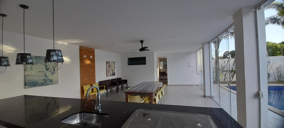 Casa Desejada na Morada da Praia House in Bertioga