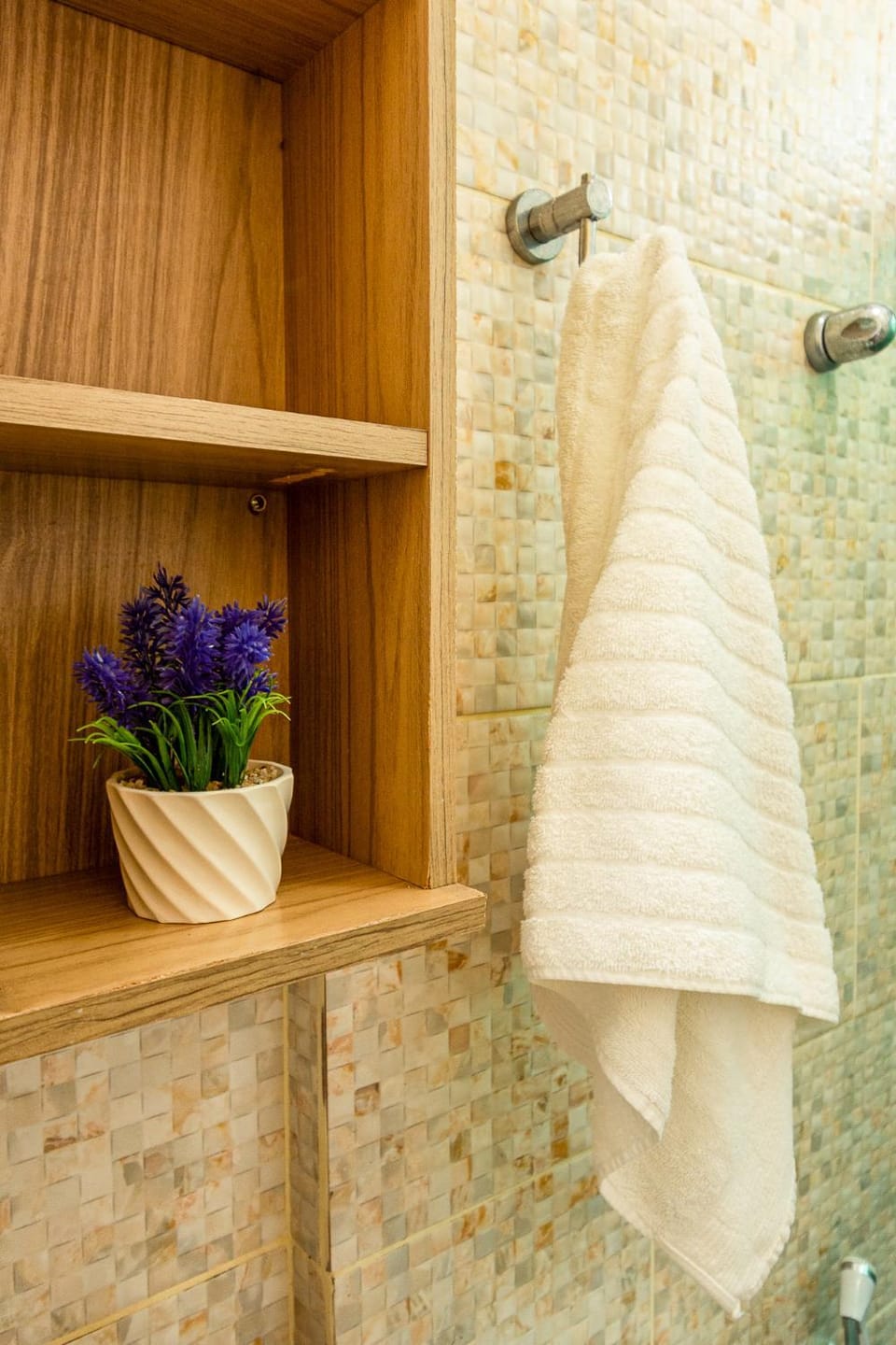 Shower, Bathroom, towels