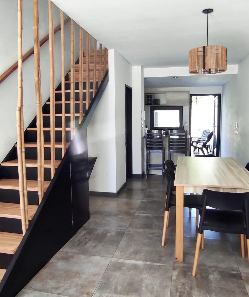 Duplex con Patio y Parrilla Apartment in Mar del Plata