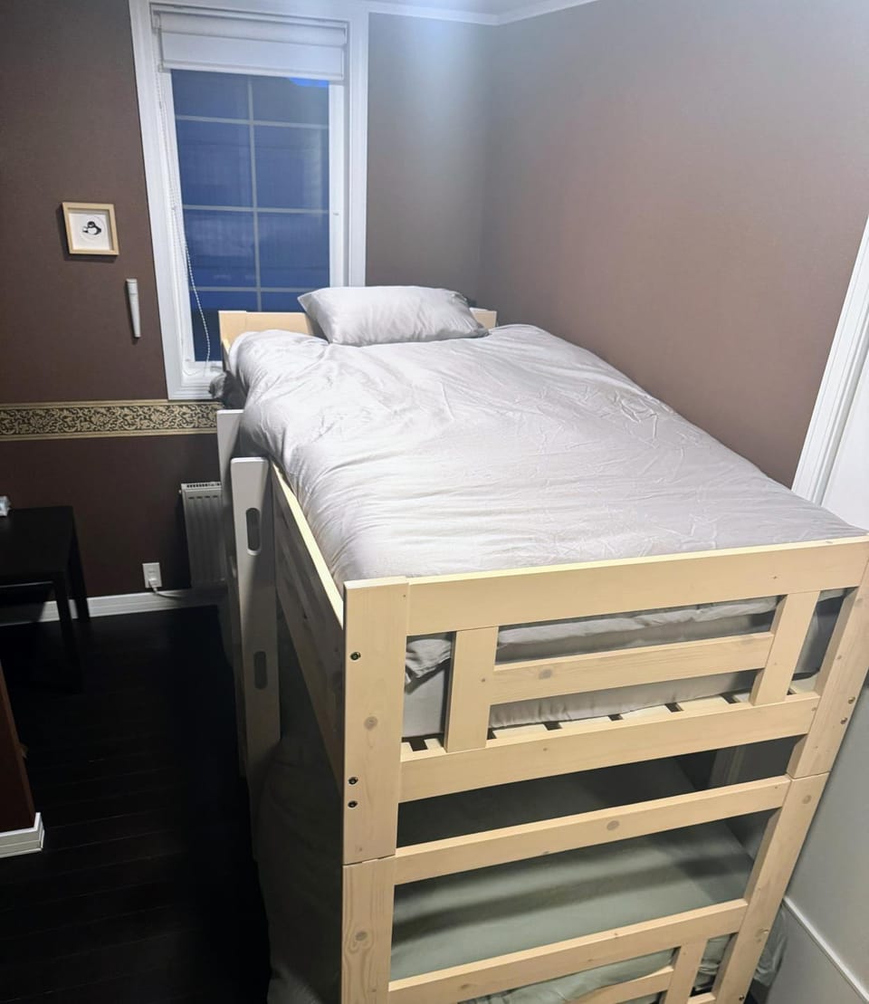 bunk bed